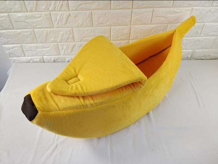 Banana dog bed Yellow