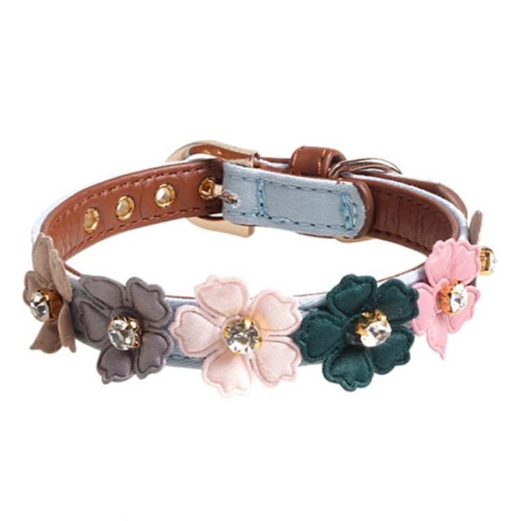 Dog Flower Collar Cute Shiny Diamonds Leather Dogs Necklaces Pet Adjustable Collars For Small Medium Dogs Chihuahua