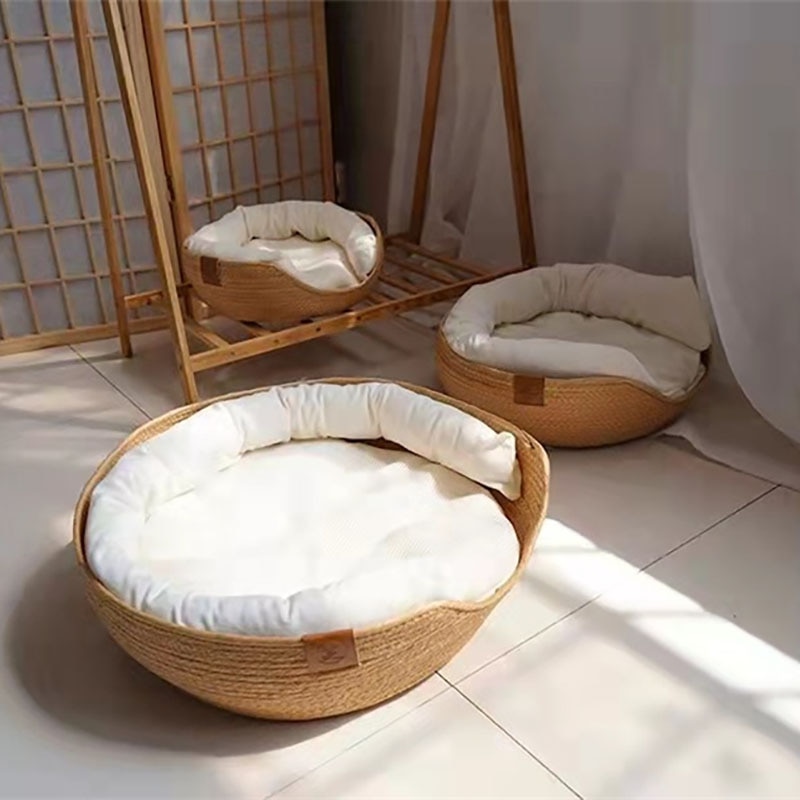 Hand-woven Bamboo Crib For Dog